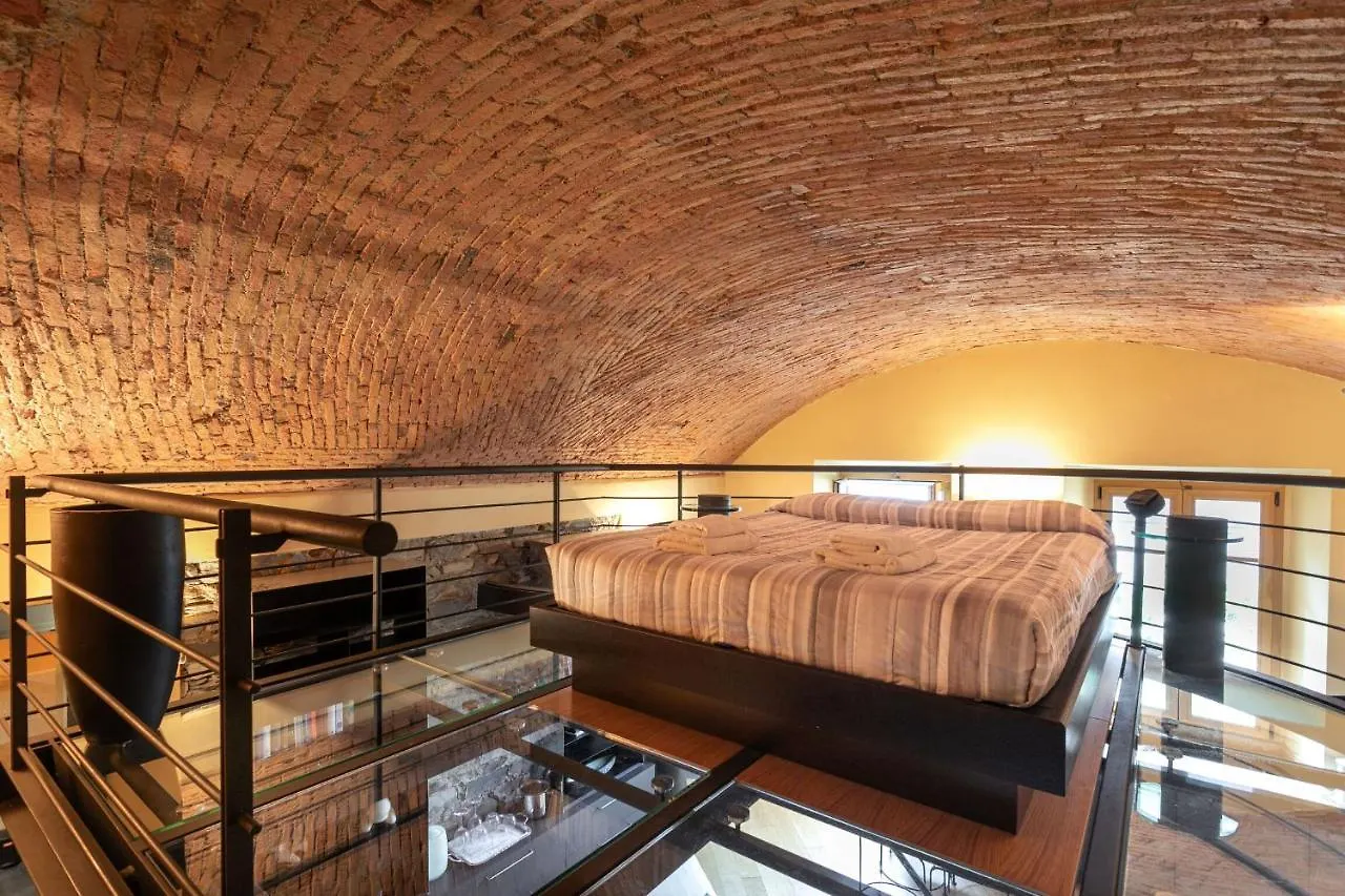 Lejlighed Secret Retreat With Lake View By Halldis Pognana Lario
